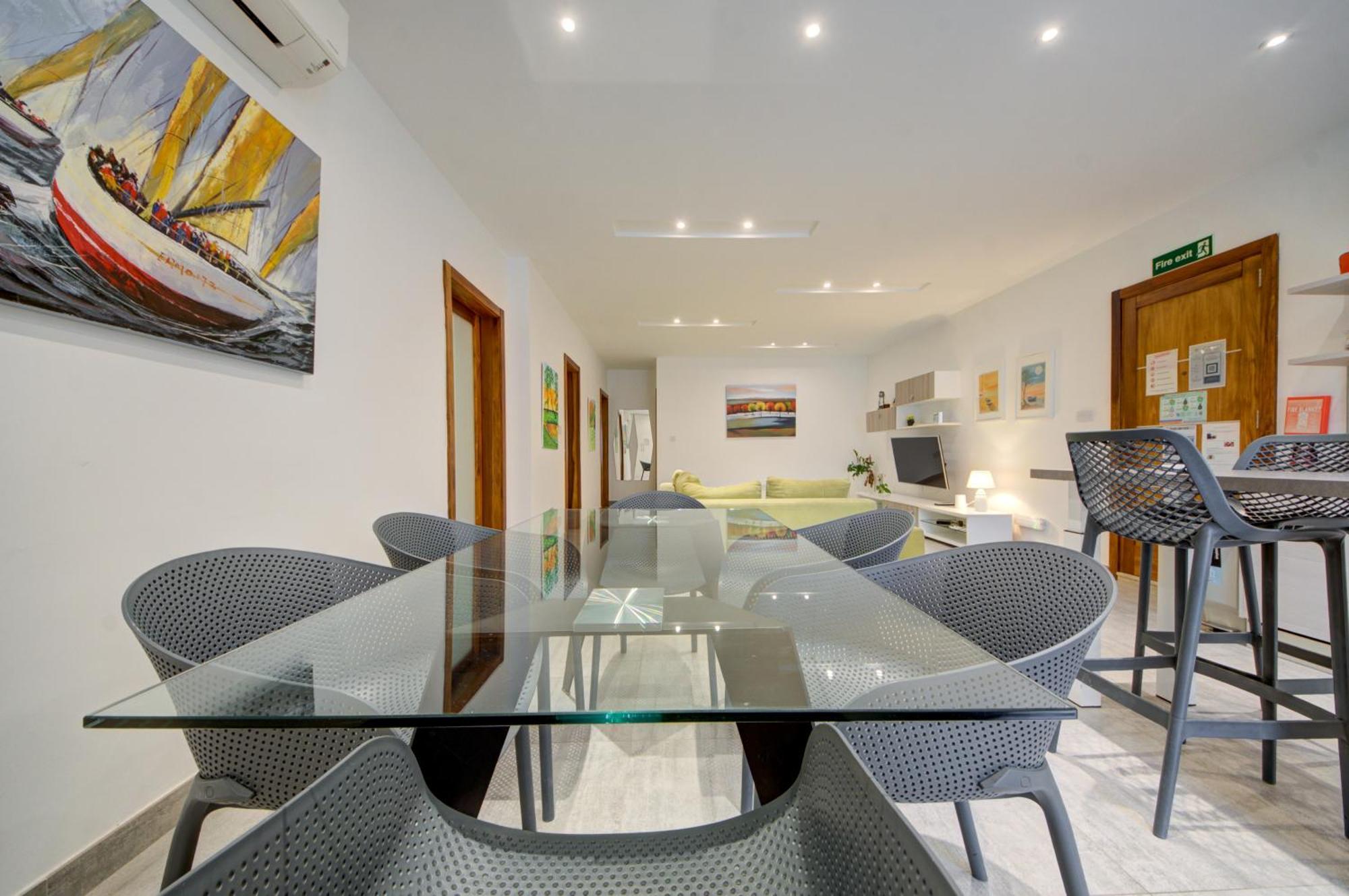 Top Floor Apt With Common Pool Close To All Amenities St. Paul's Bay Exterior photo